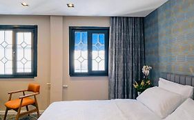 Rexee Hotel